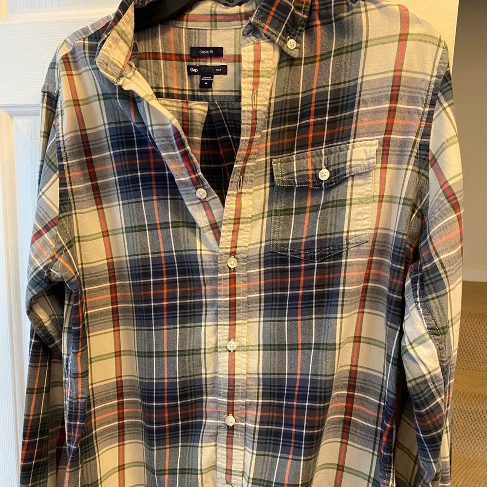 Gap Mens classic fit LS button down